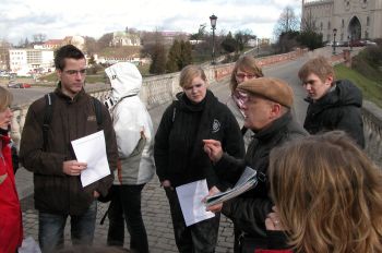 Stadtfhrung mit Blick auf das Schloss